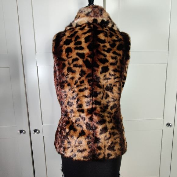 Faux Fur Calvin Klein Vest - Picture 3 of 3